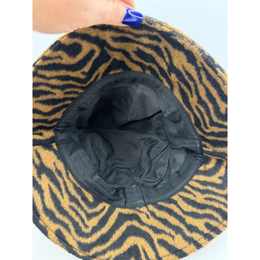 Women Tiger Print Bucket Hat Brown Black Faux Wool Animal Print Streetwear
